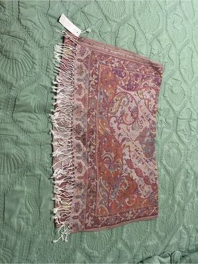 NWT Multicolor Paisley Pashmina Wrap/Scarf with Fringe - Brand Unspecified